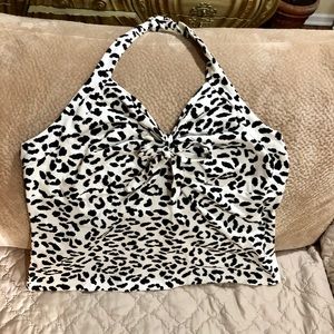 HHR New Condition Black/White Halter Top